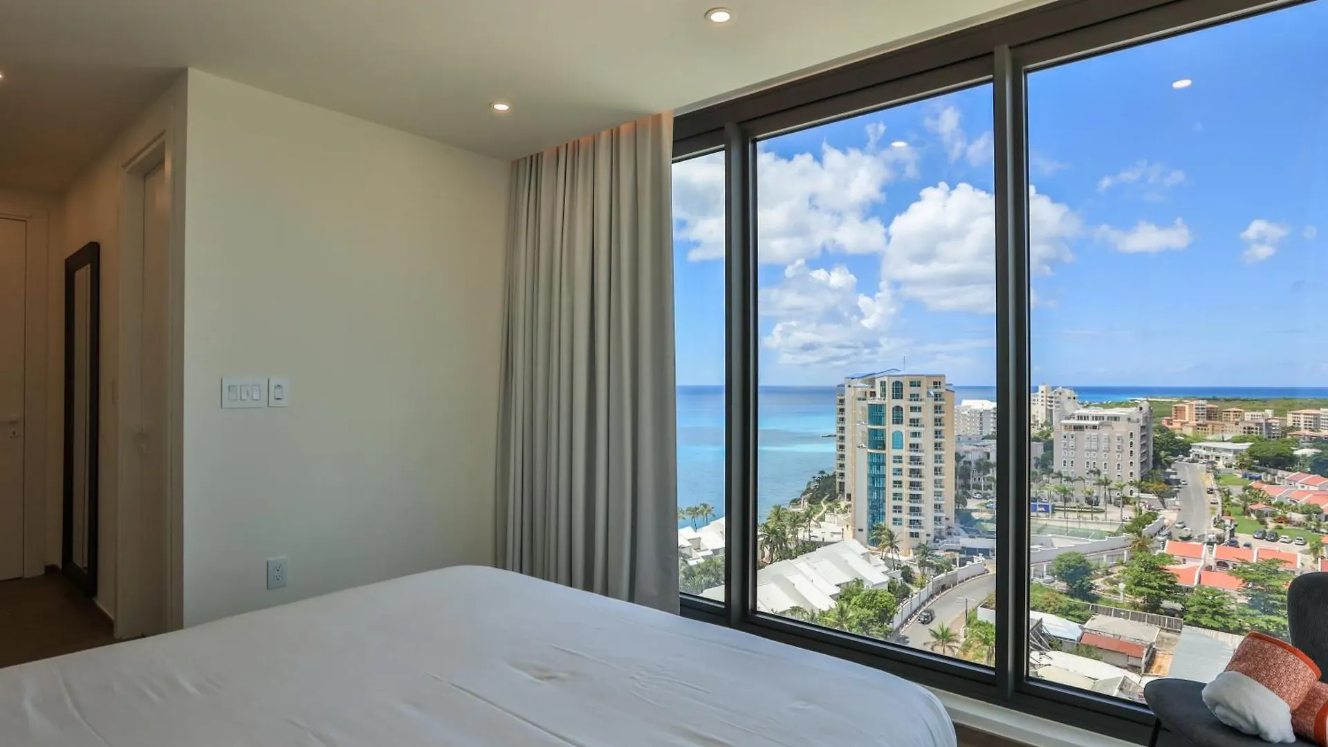 Appartement Fourteen at Mullet Bay Cupecoy