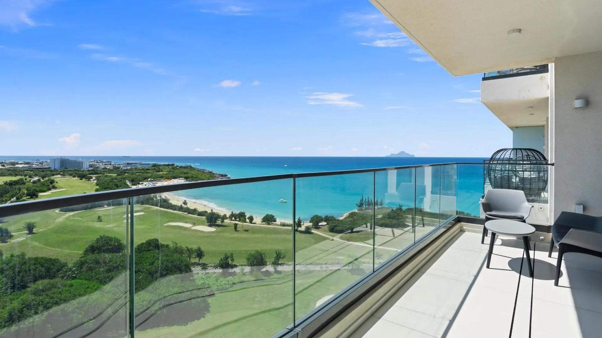 Apartment Fourteen At Mullet Bay Cupecoy