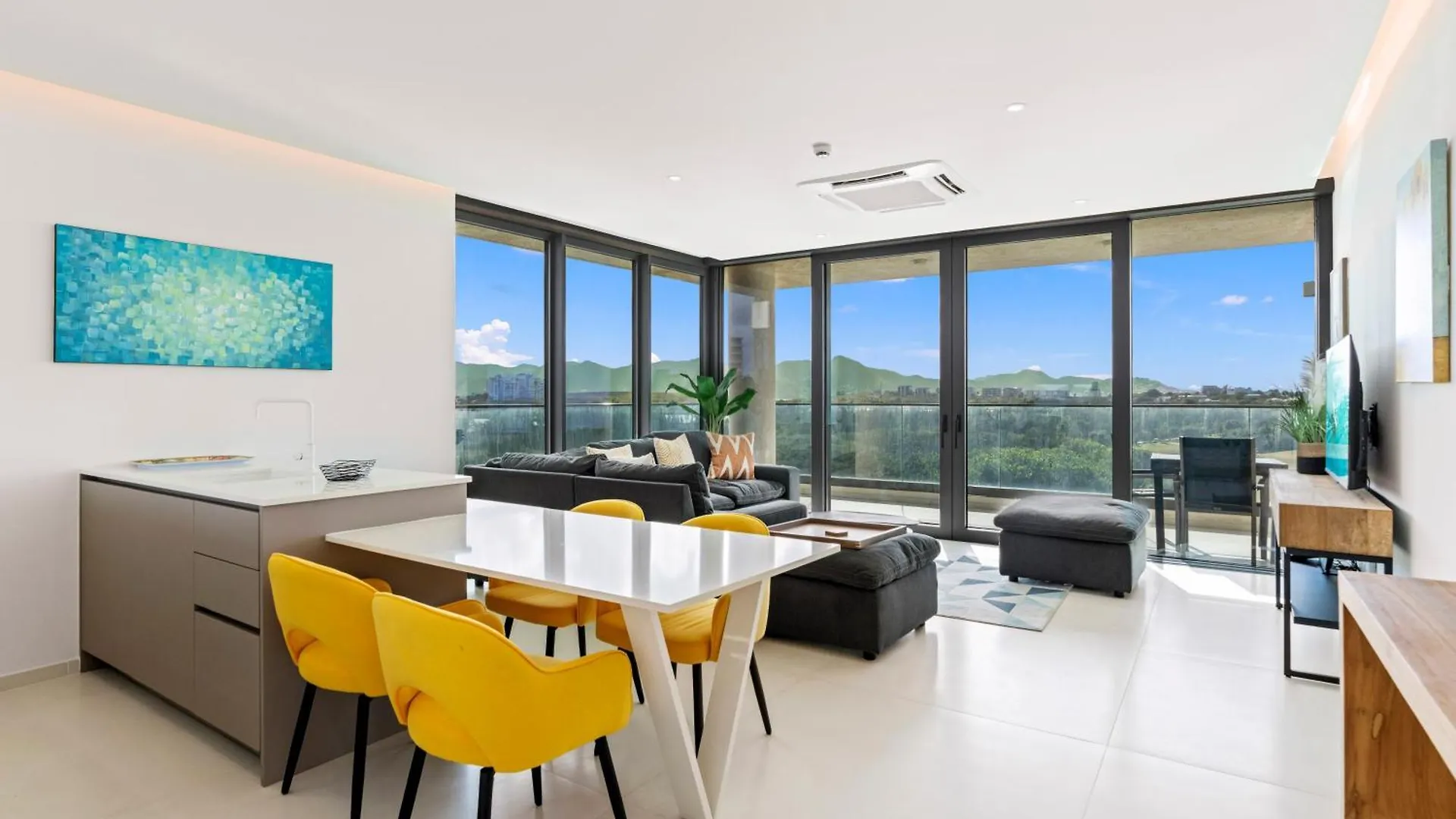 Apartment Fourteen At Mullet Bay Cupecoy